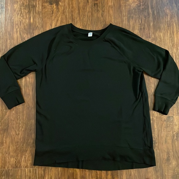 Old Navy Tops - Longer Black Crewneck Tunic Sweatshirt Old Navy Large